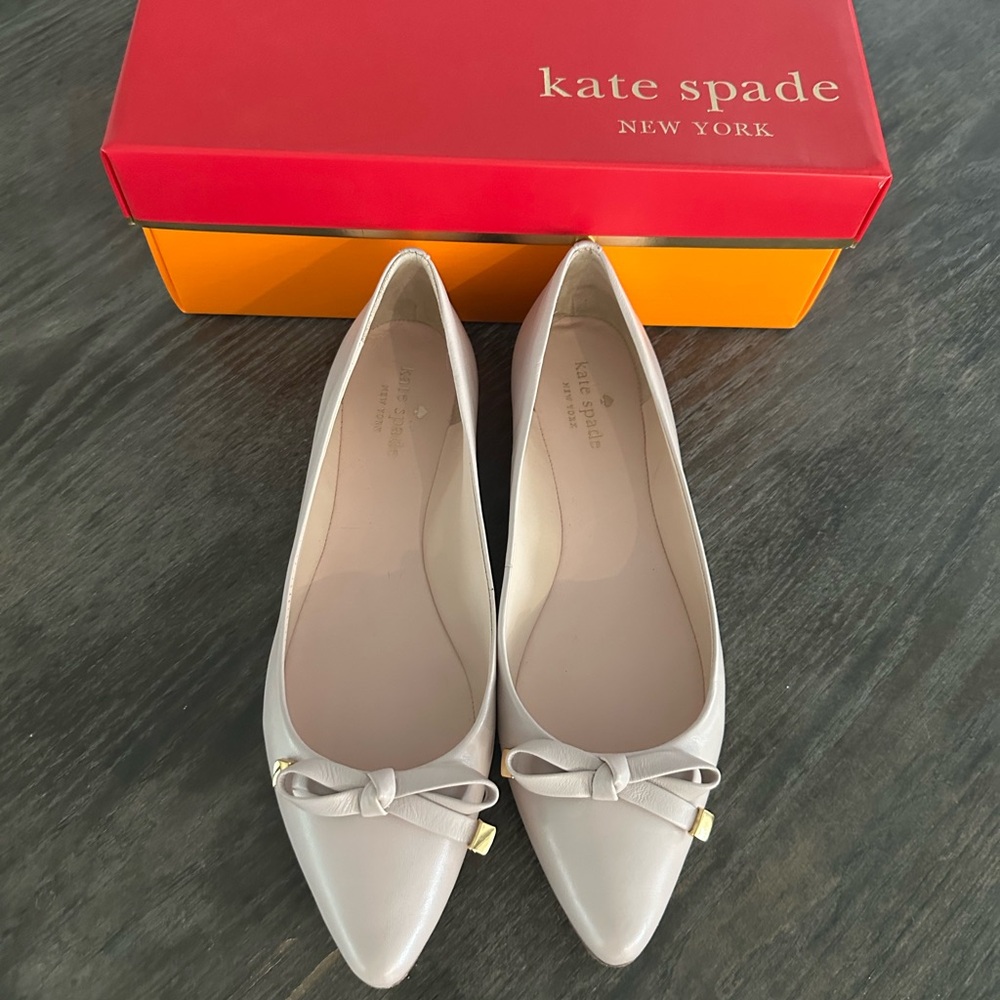 Kate Spade Cream Flats with Bow Detail